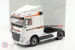 1:18 2016 DAF XF Space Cab Beyaz