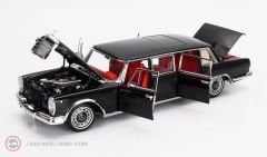 1:18 1968 Mercedes Benz 600 W100 Pullman