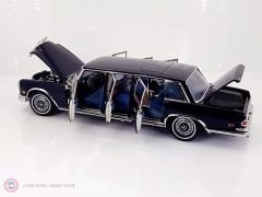 1:18 CMC Mercedes Benz 600 PULLMAN W100 - ELVIS PRESLEY KING OF ROCK'N ROLL