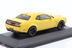 1:43 2018 Dodge CHALLENGER Sarı