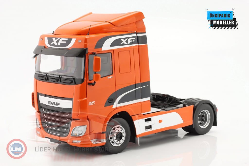 1:18 2016 DAF XF Space Cab Turuncu