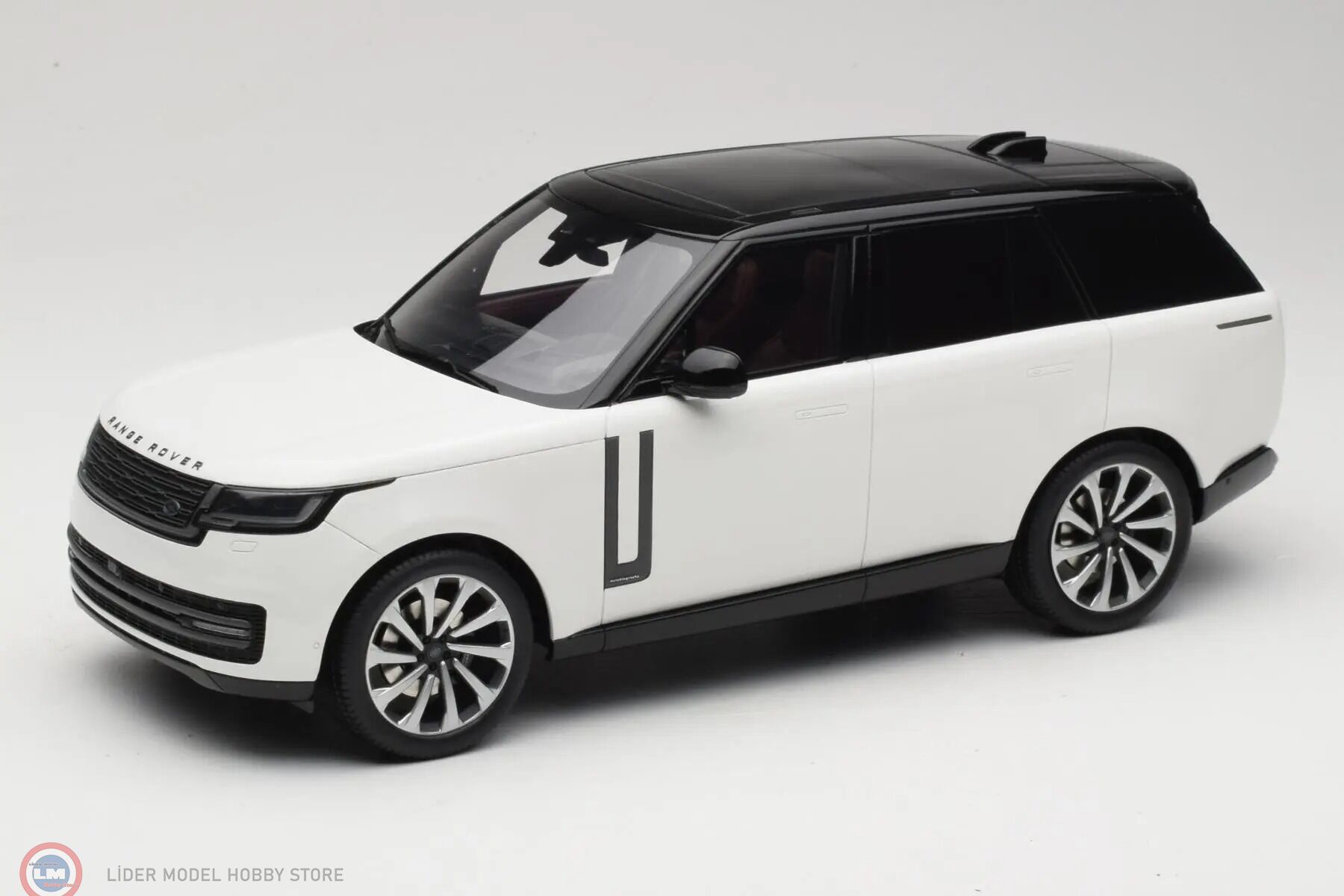 1:18 GT Spirit 2024 RANGE ROVER P530 AUTOBIOGRAPHY WHITE