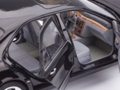 1:18 1999 Mercedes Benz S Class S600 W220