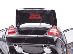 1:18 1999 Mercedes Benz S Class S600 W220