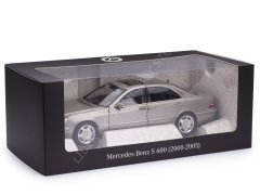 1:18 1999 Mercedes Benz S Class S600 W220