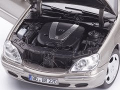 1:18 1999 Mercedes Benz S Class S600 W220