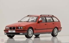1:18 1995 BMW 320i Touring (E36)