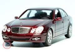 1:43 2006 Mercedes Benz E-CLASS (W211)