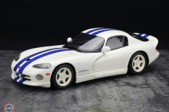 1:18 GT Spirit 1996 DODGE VIPER GTS WHITE