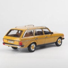 1:18  1980 Mercedes Benz 200 T (S123) - W123