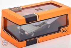 1:43 1988 Volvo 240 Polar