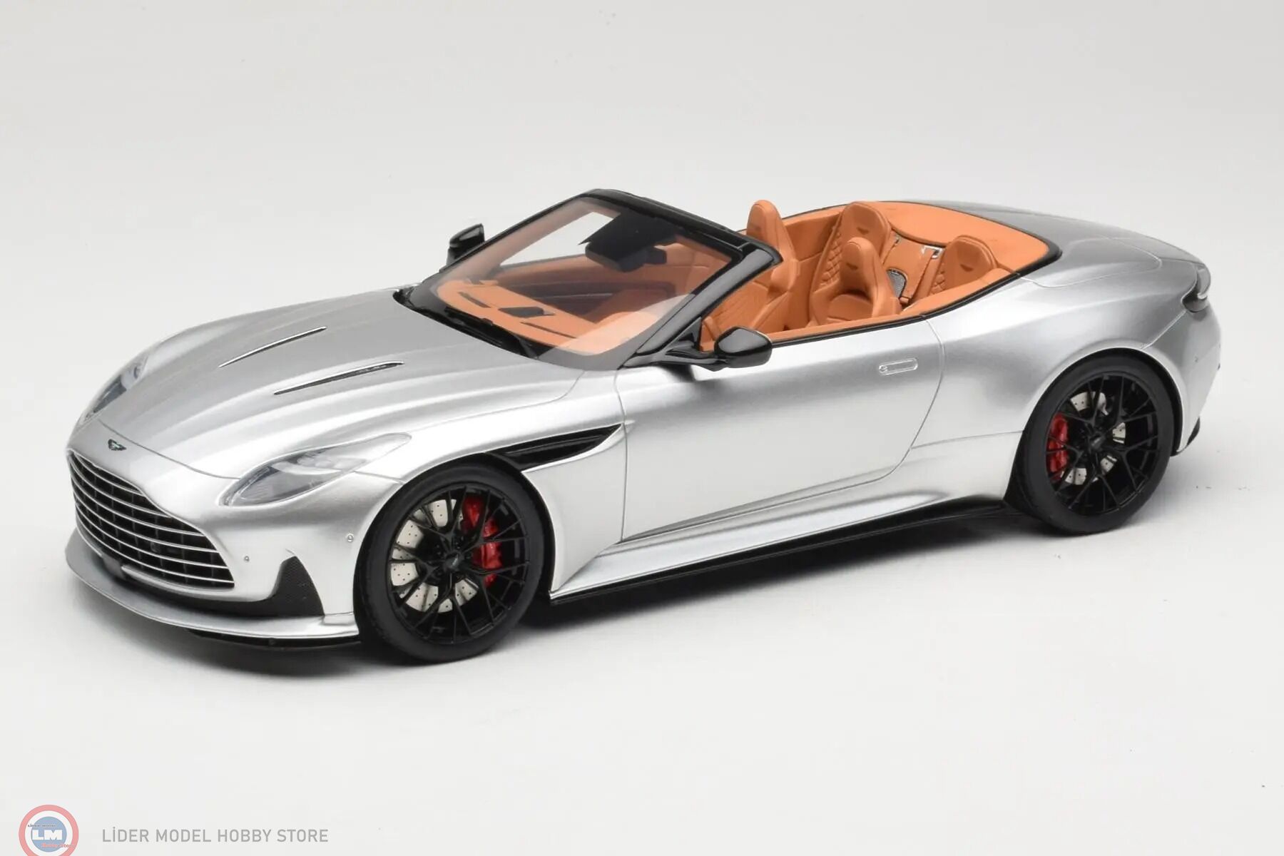 1:18 GT Spirit 2023 ASTON MARTIN DB12 VOLANTE SILVER