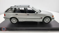 1:18 1995 BMW 325i Touring (E36)
