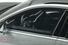 1:18 2020 Audi RS6 - R Avant