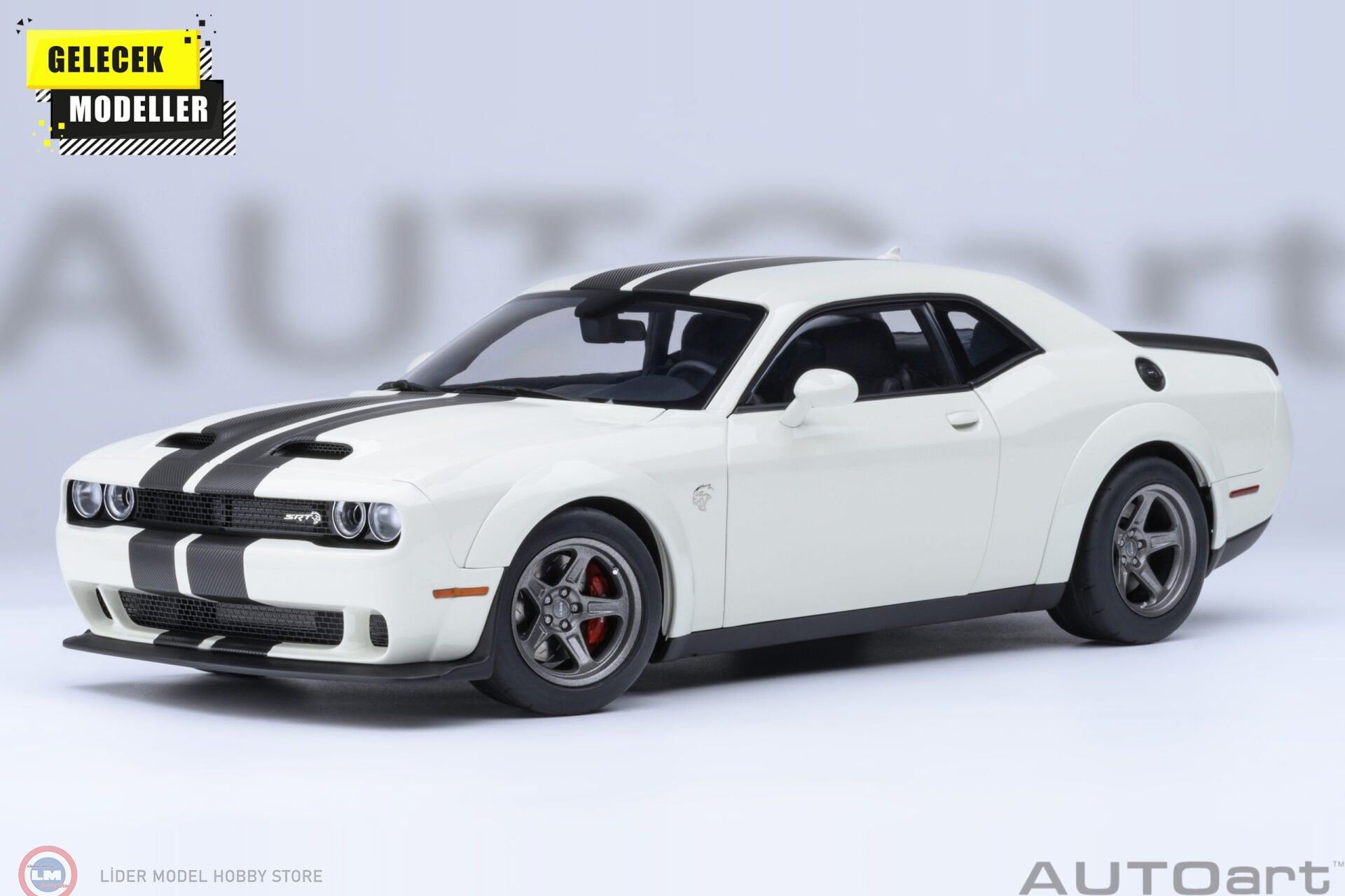 1:18 Autoart 2023 Dodge CHALLENGER SRT SUPERSTOCK - KNUCKLE WHITE