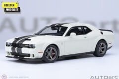 1:18 Autoart 2023 Dodge CHALLENGER SRT SUPERSTOCK - KNUCKLE WHITE