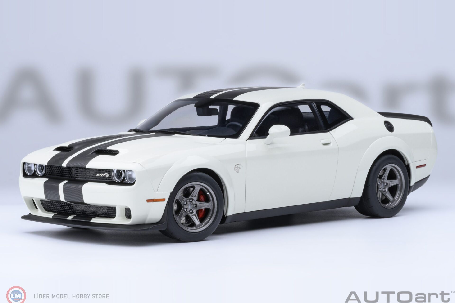 1:18 Autoart 2023 Dodge CHALLENGER SRT SUPERSTOCK - KNUCKLE WHITE