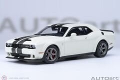 1:18 Autoart 2023 Dodge CHALLENGER SRT SUPERSTOCK - KNUCKLE WHITE