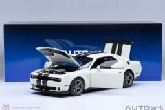 1:18 Autoart 2023 Dodge CHALLENGER SRT SUPERSTOCK - KNUCKLE WHITE