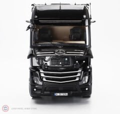 1:18 NZG 2025 Mercedes Benz Actros L Black