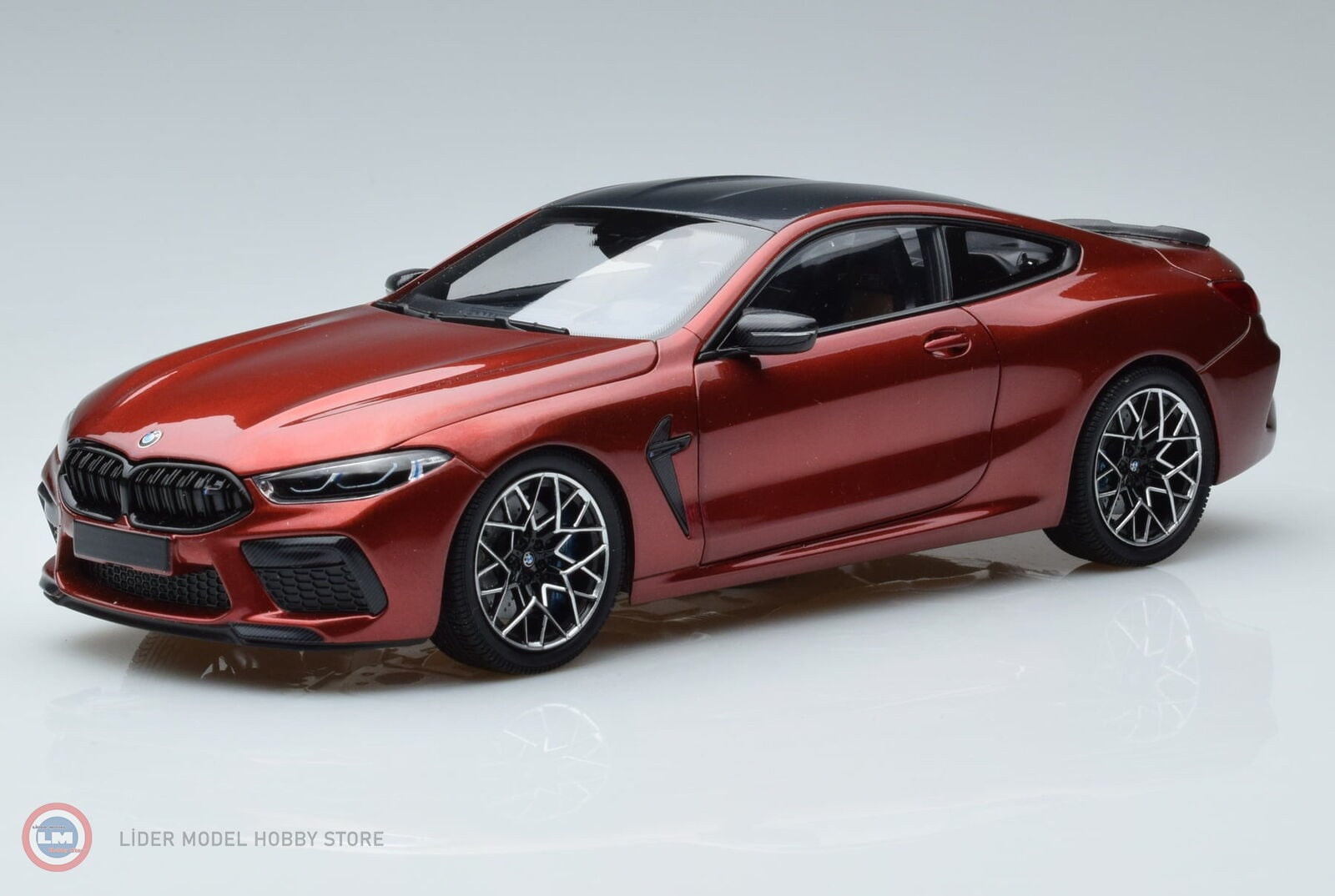 自動車  M8 1/18 Minichamps - 1:18 2020 BMW M8 COUPE - 9.364,57 TL - 9.364,57 TL