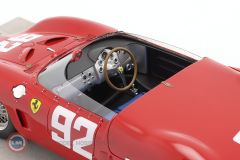 1:18 1962 Ferrari Dino 246 SP #92 Winner Nürburgring