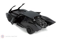 1:18 Jada 2022 Batmobile ve Batman Figür / Işıklı