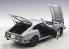 1:18 Autoart 1969 Nissan Fairlady Z432