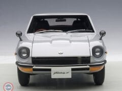 1:18 Autoart 1969 Nissan Fairlady Z432