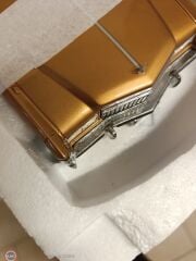 KUSURLU 1:18 BOS Model 1976 Cadillac Eldorado Convertible