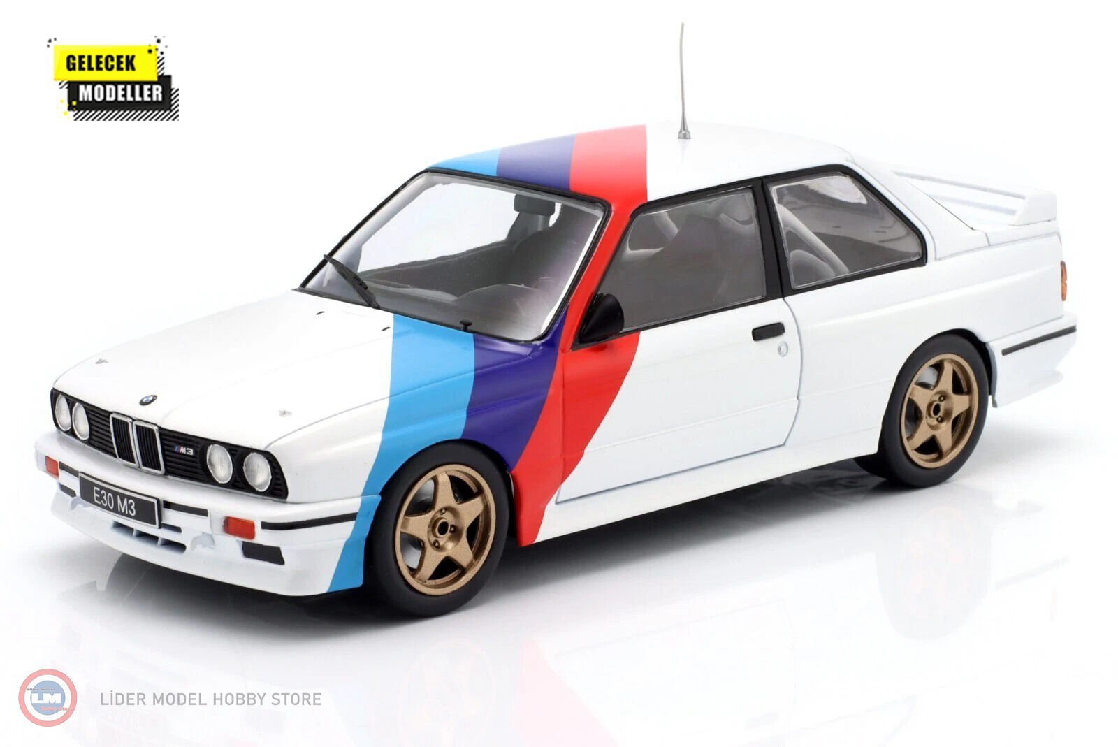 1:24 WhiteBox 1989 BMW M3 (E30)