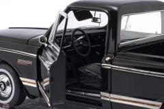1:18 Highway61  1971 Chevrolet C10 Custom PickUp - black