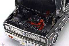 1:18 Highway61  1971 Chevrolet C10 Custom PickUp - black