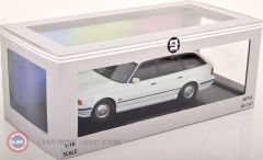 1:18 1996 BMW 5-series Touring E34