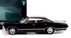 1:24 Greenlight 1967 Chevrolet Impala Sport Sedan
