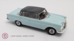 1:18 1959 Mercedes Benz 220SE W111