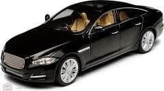 1:43 IXO 2009 Jaguar XJ (X351) - black
