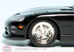 1:43 Maxichamps 1993 Dodge VIPER COUPE