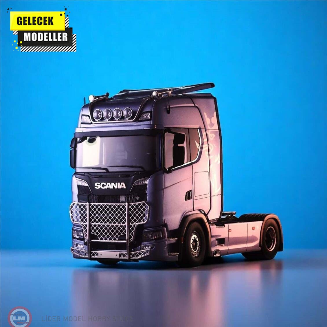 1:18 NZG Scania V8 730S 4x2 Fiction Blue