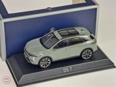 1:43 Norev 2022 Citroen DS 7