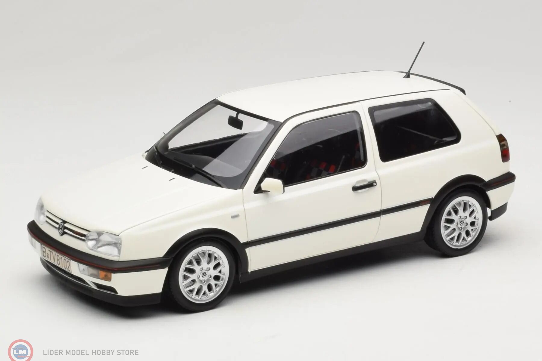 1:18 Norev 1996 Volkswagen Golf 3 GTI