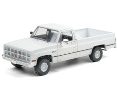1:18 1982 GMC K-2500 Sierra Grande Wideside