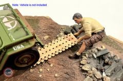 1:18 Mecanic Figure Offroad, Camel Trophy AD18012