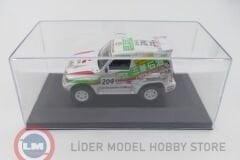 1:43 Atlas 1998 Mitsubishi Pajero #204 / Shogun Evolution Rallye Paris Dakar