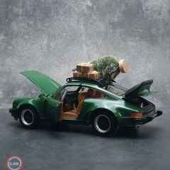 1:18 Norev 1980 Porsche 911 Turbo 3.3 Christmas