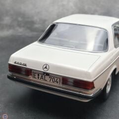 1:18 Norev 1980 Mercees Benz 280 CE C123