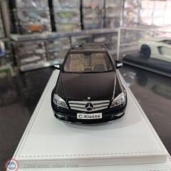KUTUSUZ | 1:18 Autoart Mercedes Benz C Class W204 Limousine Avantgarde Black