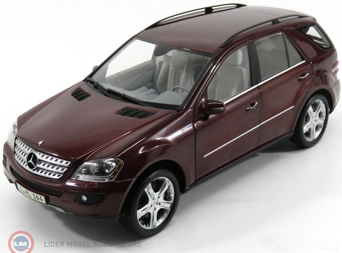 1:18 Minichamps  Mercedes Benz M Class ML350 2005