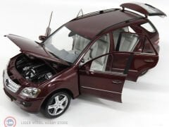 1:18 Minichamps  Mercedes Benz M Class ML350 2005