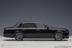 1:18 Toyota Century GRMN - black